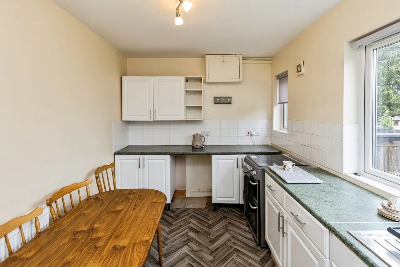 Bryn Gwenfro, Tanyfron, LL11, photo 7