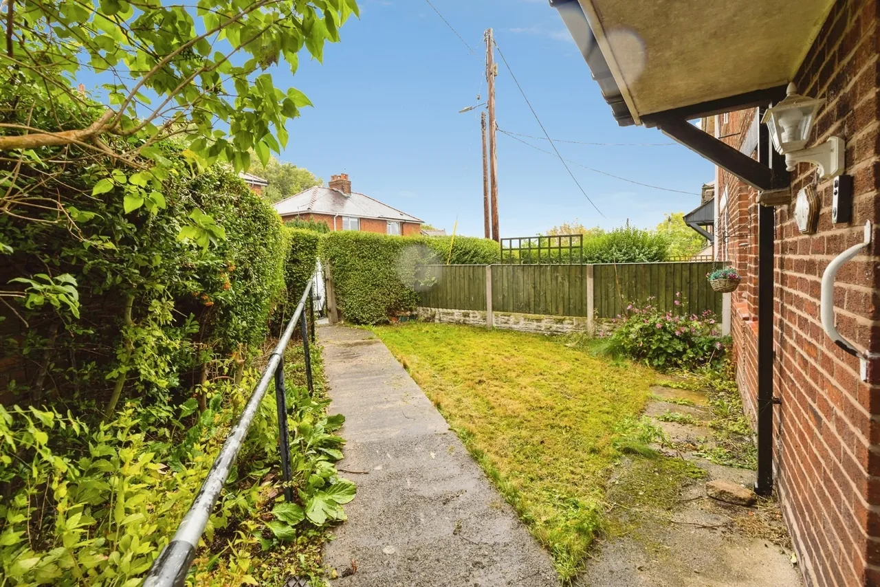 Bryn Gwenfro, Tanyfron, LL11, photo 16