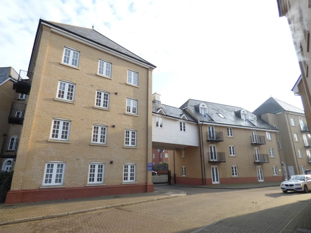 1 bed flat for sale — Grosvenor Place, East Street