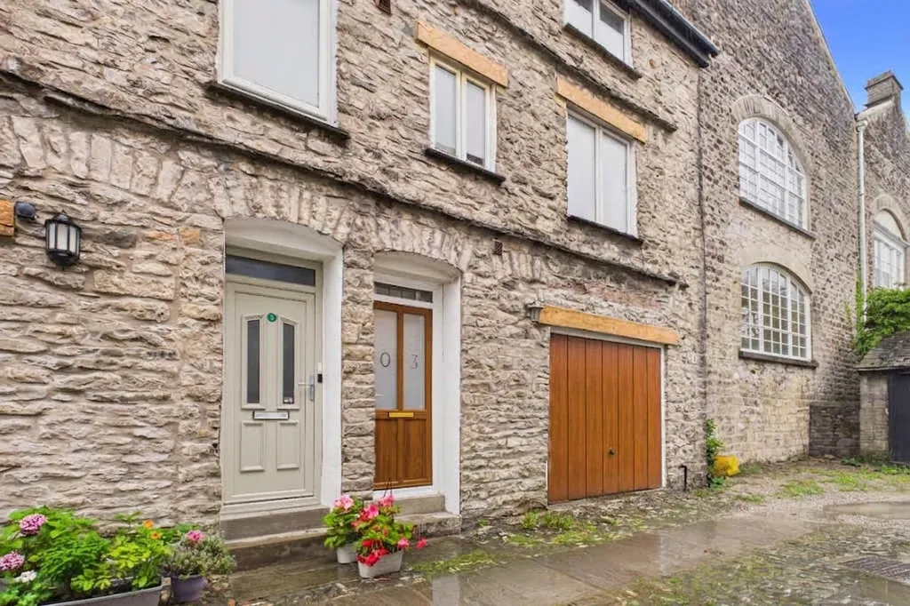 3 bed house for sale, Yard, Stramongate, LA9