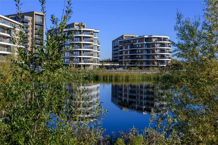 3.3.7 Bankside Gardens, Reading, RG2, photo 10