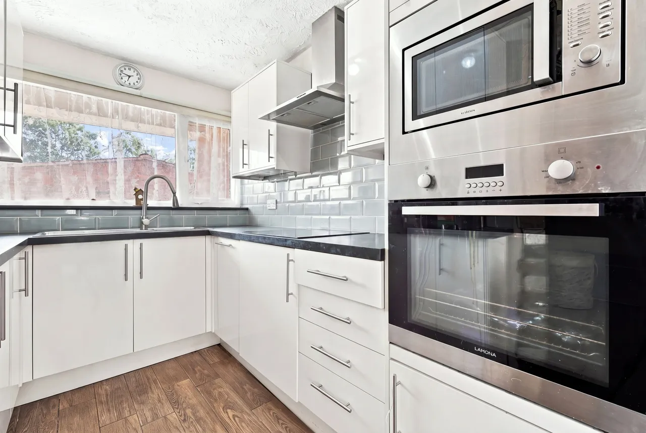 Abbotts Drive, Waltham Abbey, EN9, photo 17