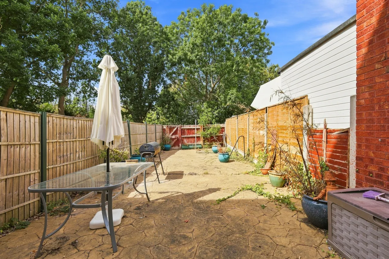 Abbotts Drive, Waltham Abbey, EN9, photo 25