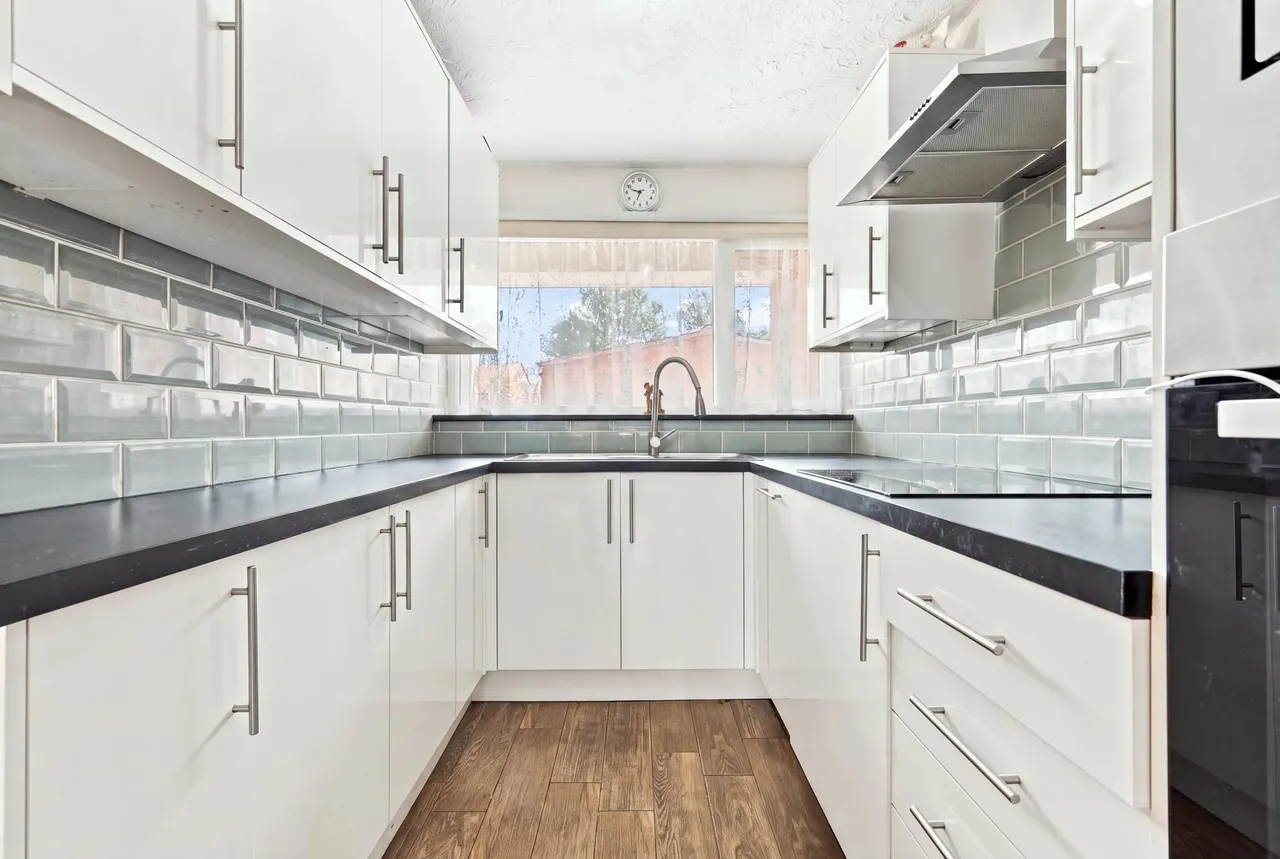Abbotts Drive, Waltham Abbey, EN9, photo 2
