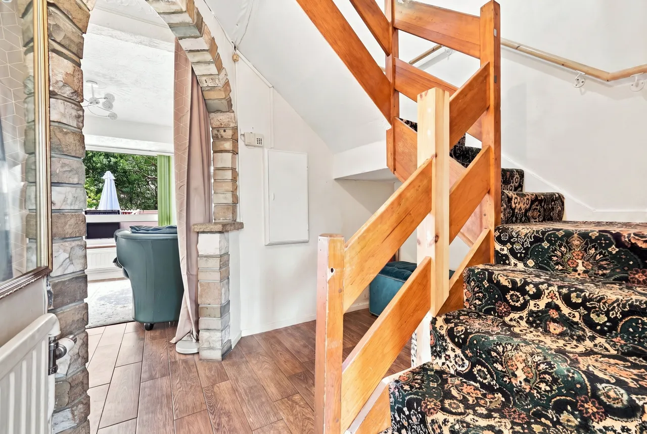 Abbotts Drive, Waltham Abbey, EN9, photo 18