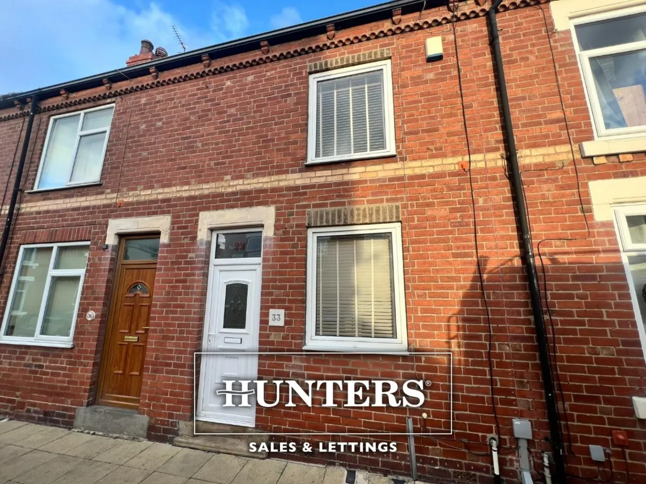 2 bed house to rent, Richmond Street, Castleford, WF10