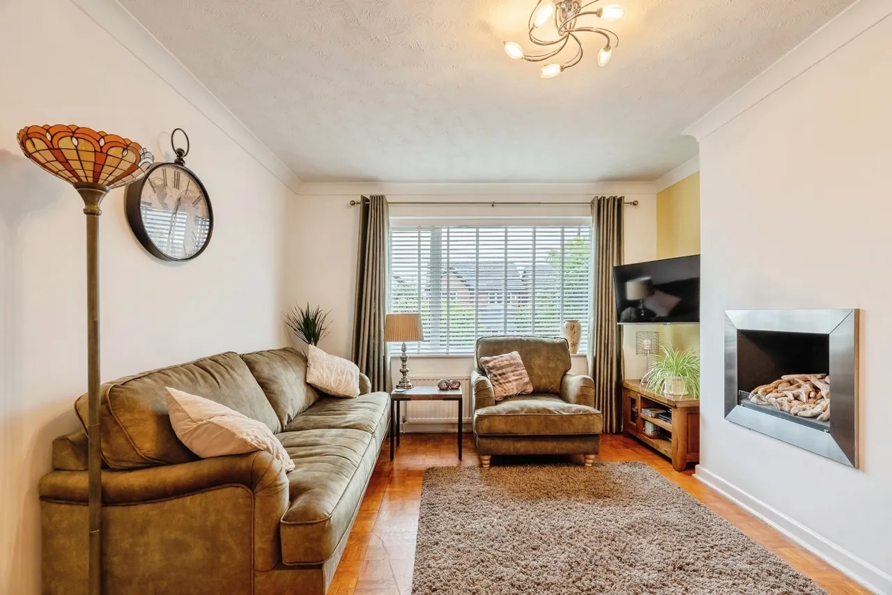 Harrogate Crescent, Burnley, Lancashire, BB10, photo 19