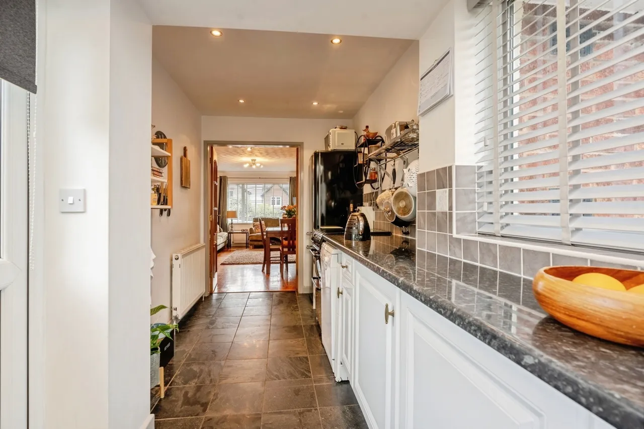 Harrogate Crescent, Burnley, Lancashire, BB10, photo 10