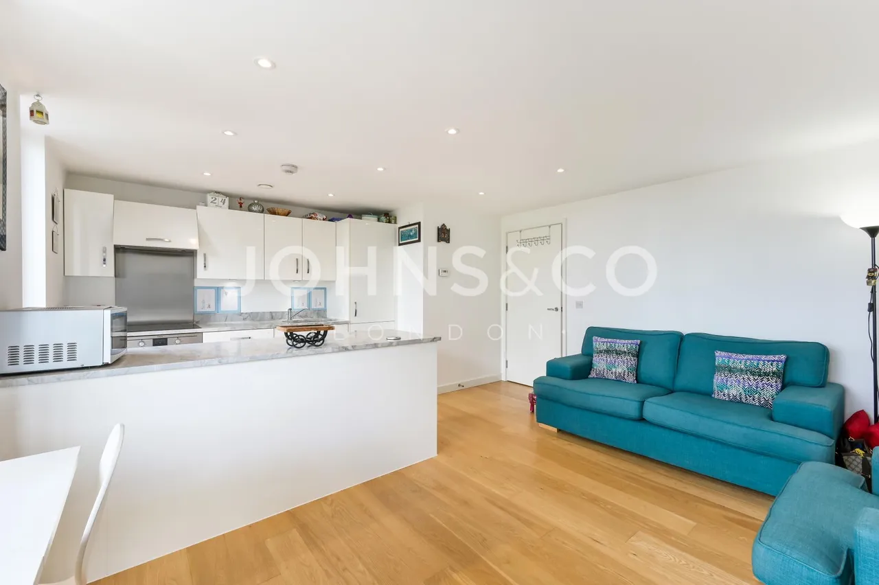 Lighterage Court, Brentford, TW8, photo 6