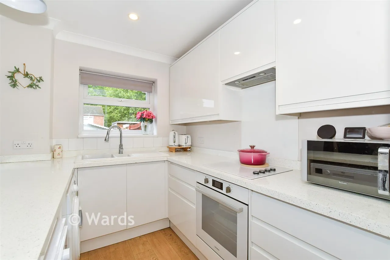 Hildenborough Crescent, Allington, ME16, photo 11