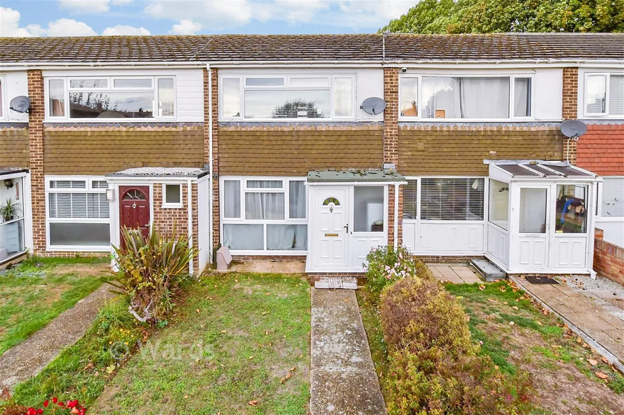 2 bed house for sale, Hildenborough Crescent, Allington, ME16