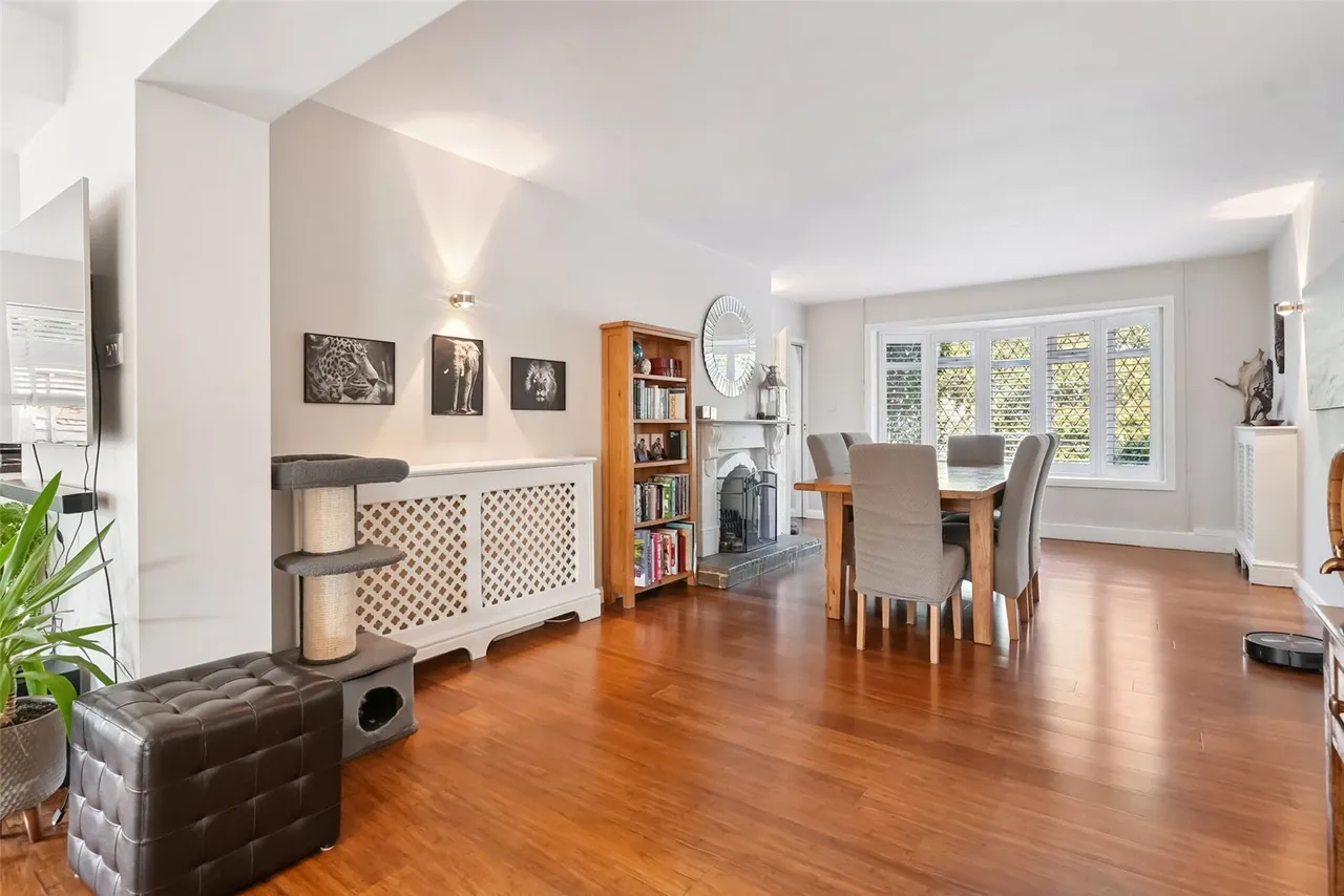 Hawkewood Road, Lower Sunbury, TW16 6HH, photo 7