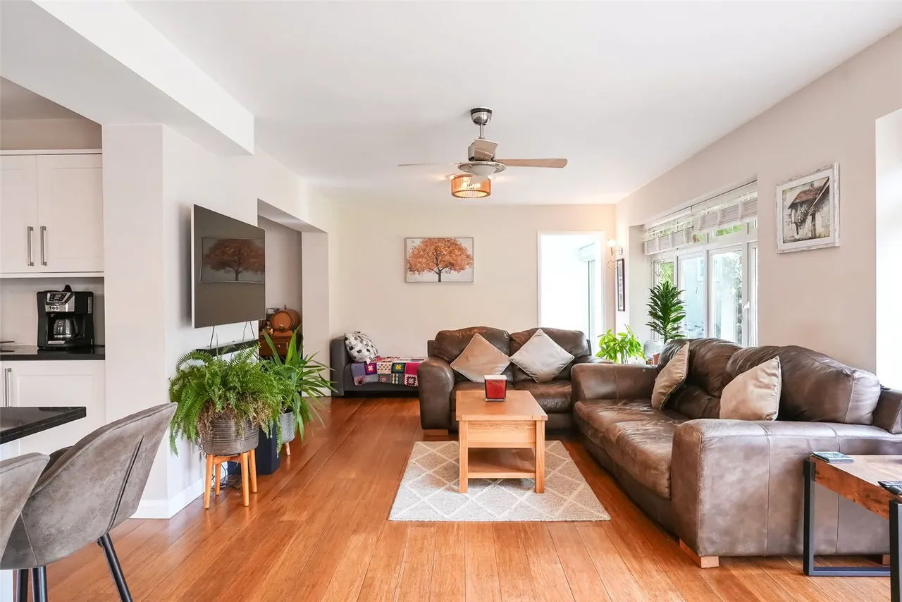 Hawkewood Road, Lower Sunbury, TW16 6HH, photo 6