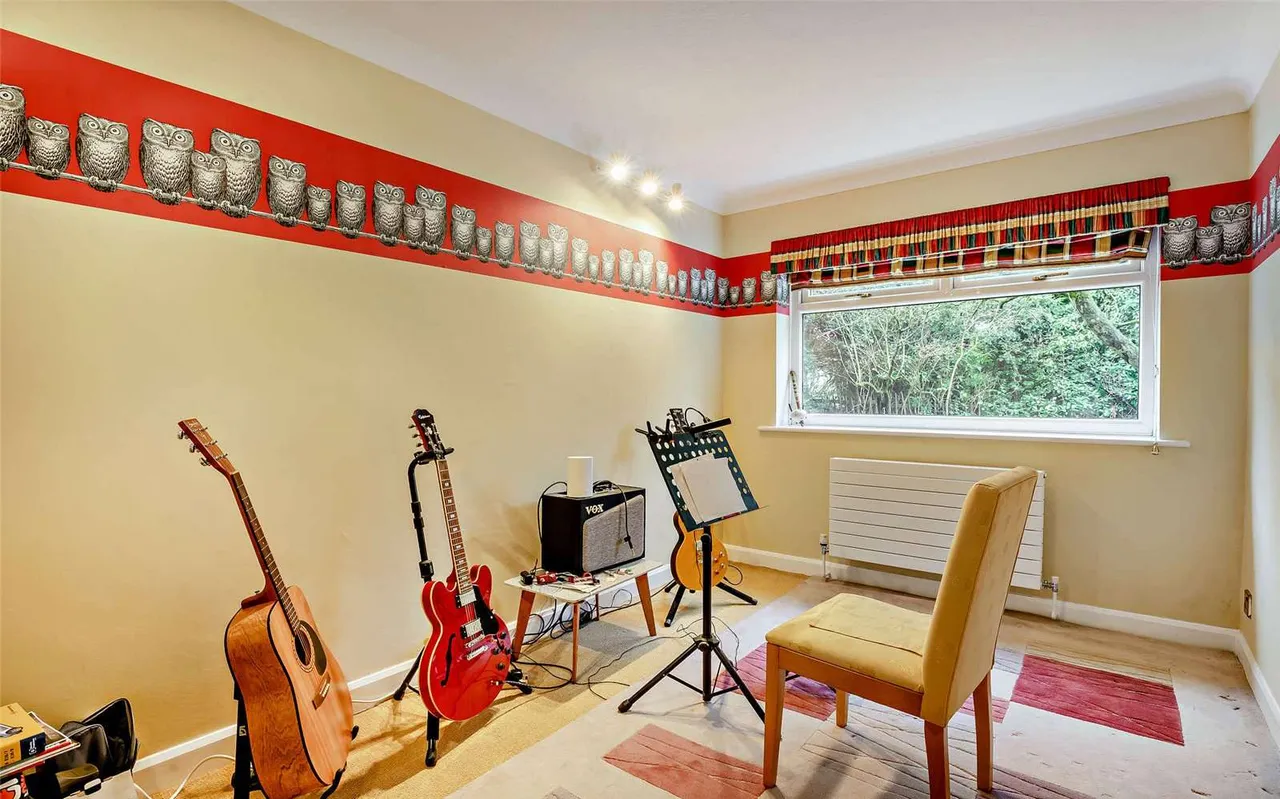 Darland Lane, Rossett, Wrexham, LL12 0BA, photo 9