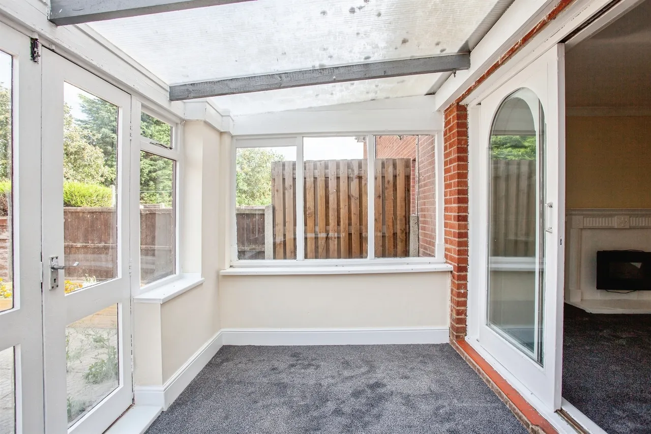 Grasby Court, Bramley, Rotherham, photo 9