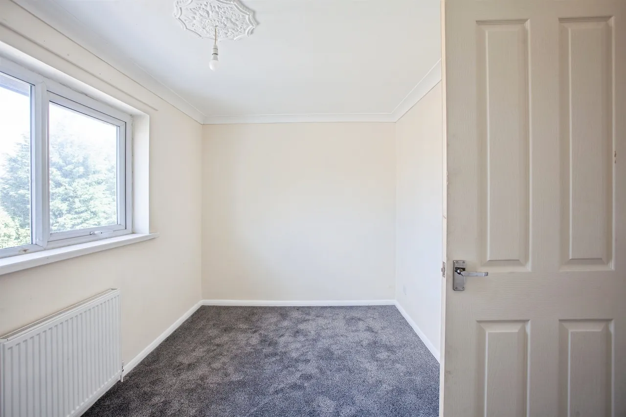 Grasby Court, Bramley, Rotherham, photo 11