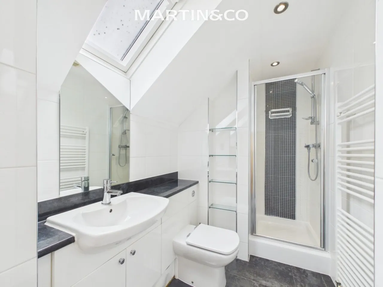 Dunnell Close, Sunbury-on-Thames, TW16, photo 14