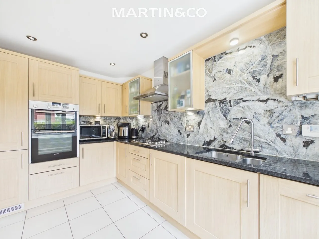 Dunnell Close, Sunbury-on-Thames, TW16, photo 7