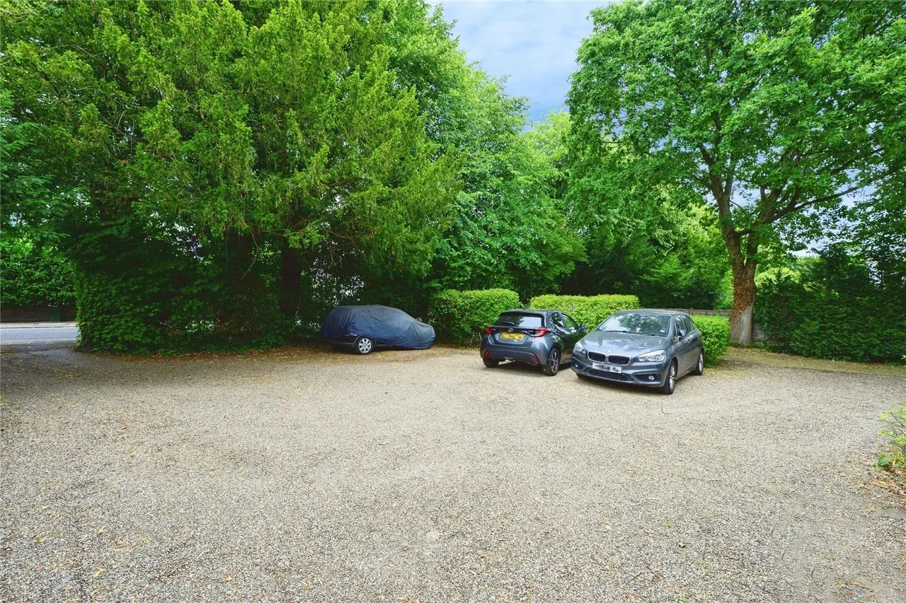 Wray Park Road, Reigate, RH2, photo 11