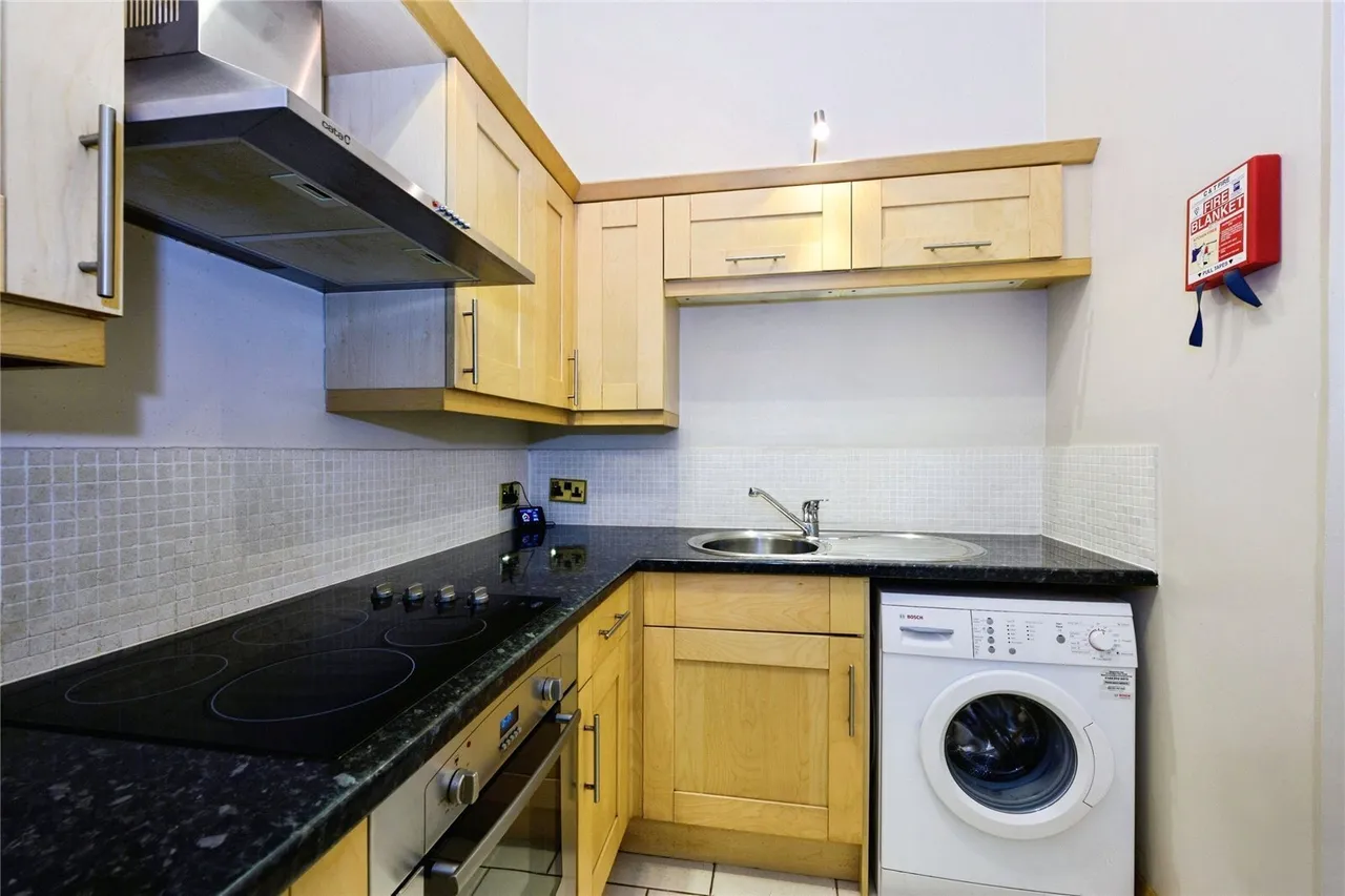 Wray Park Road, Reigate, RH2, photo 9