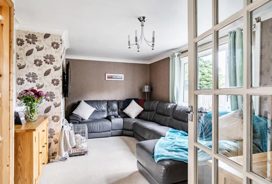 Cranleigh Court Road, Yate, BS37, photo 4