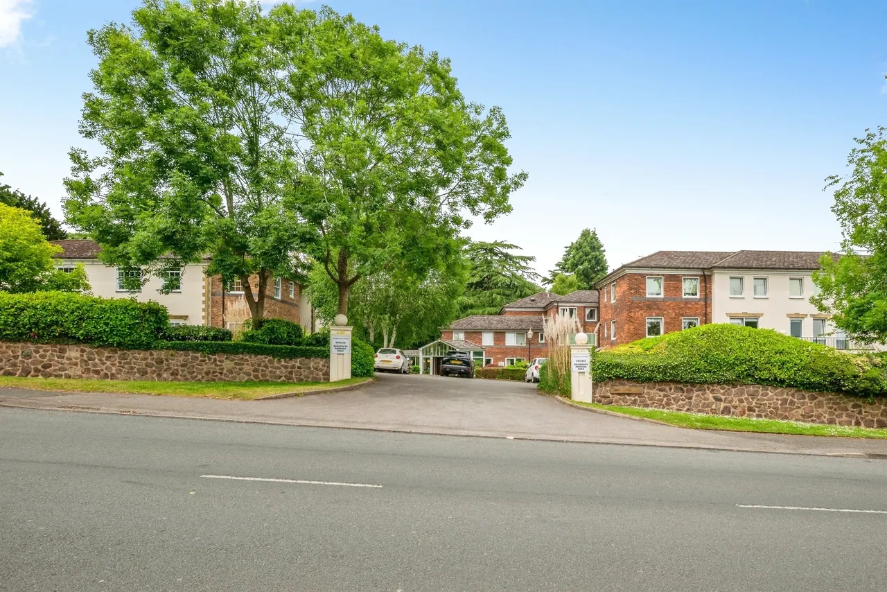 Worcester Road, Malvern, WR14, photo 2