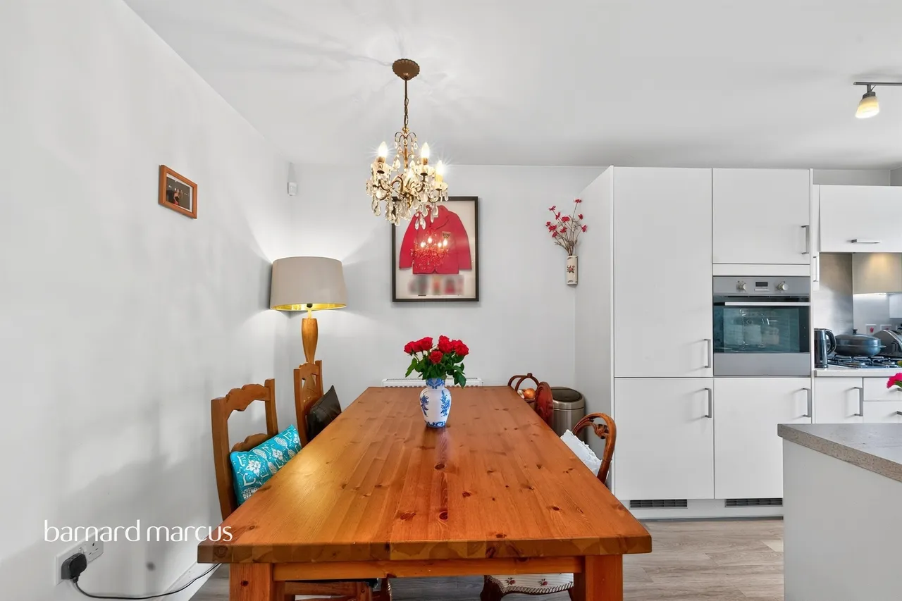 Tala Close, Surbiton, photo 4