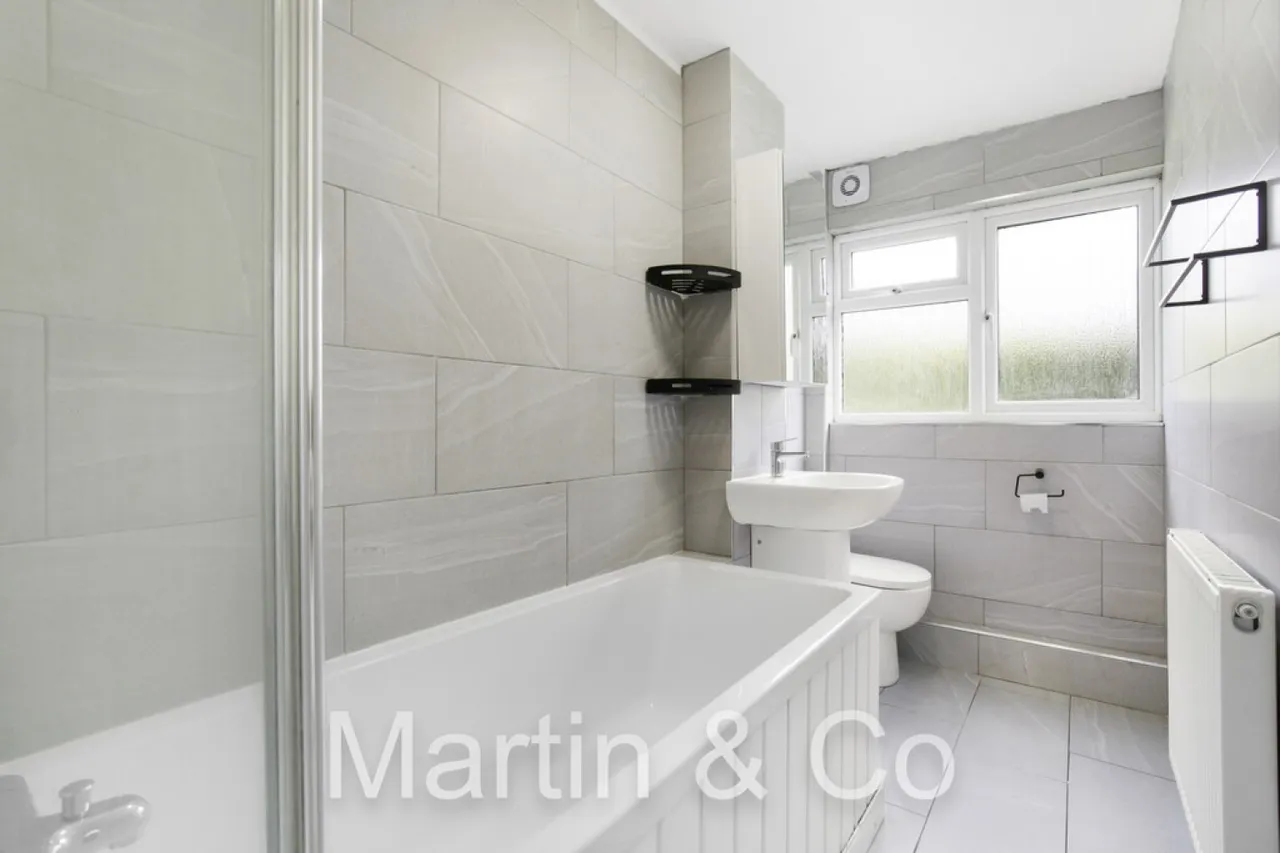 Pampisford Road, South Croydon, photo 11
