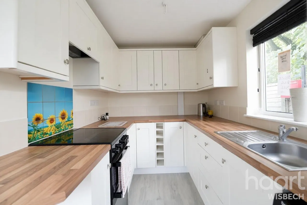 High Road, Wisbech St Mary, PE13, photo 2