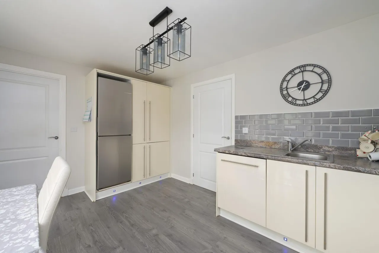 Craigcrest Place, Condorrat, G67 4GY, photo 7