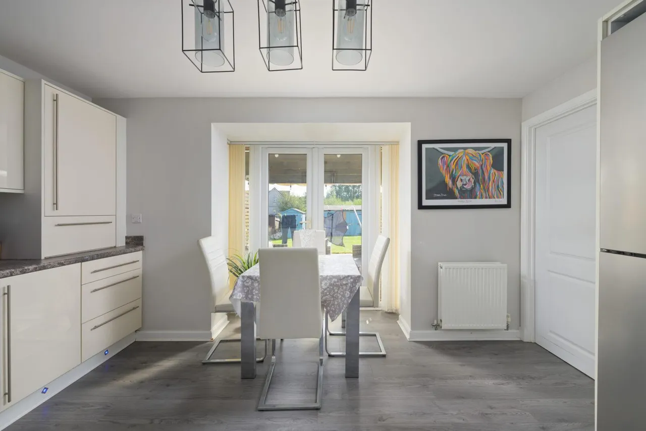 Craigcrest Place, Condorrat, G67 4GY, photo 8