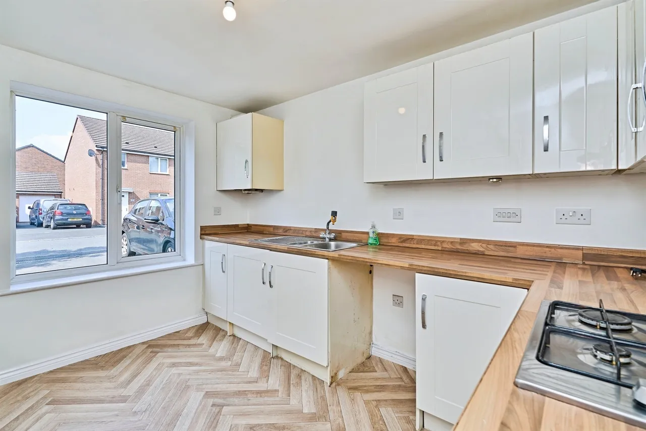 Lakelot Close, Willenhall, WV12, photo 2