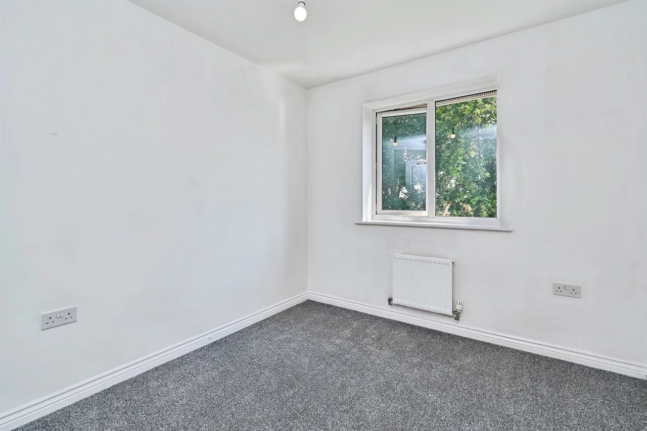 Lakelot Close, Willenhall, WV12, photo 16