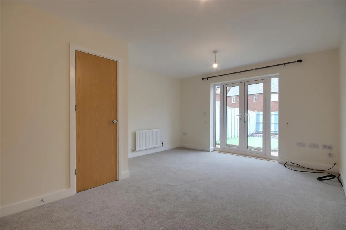 Acorn Way, Hardwicke, GL2, photo 2