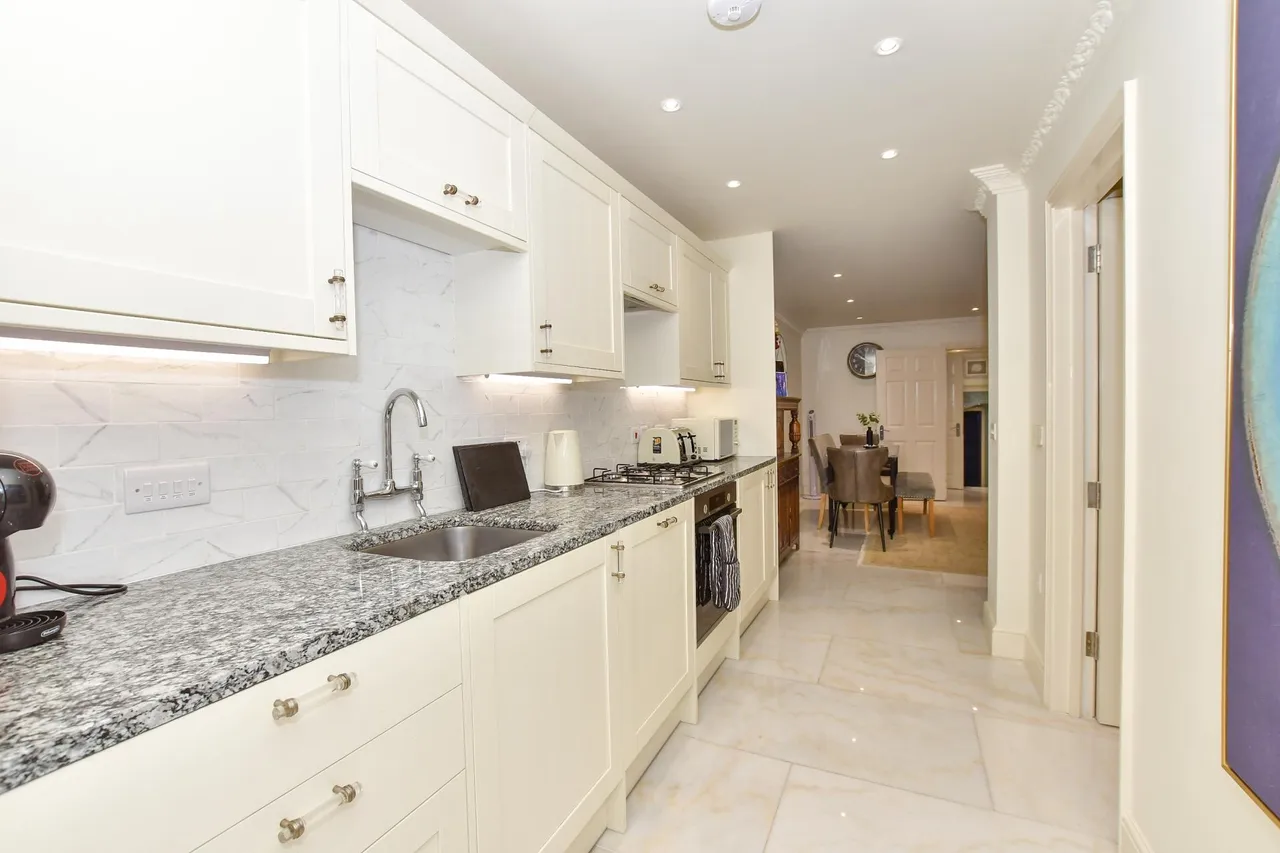 Nelson Crescent, Ramsgate, photo 3