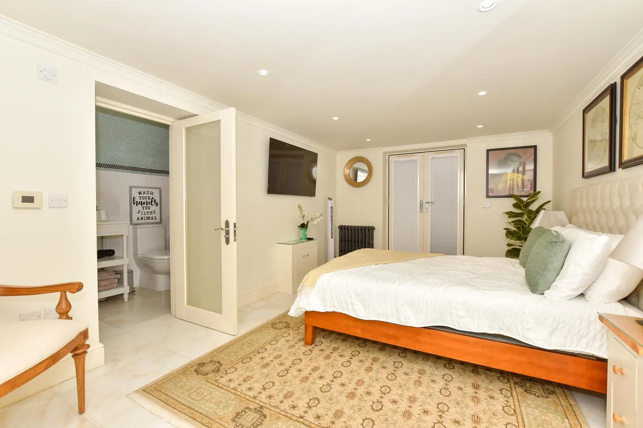 Nelson Crescent, Ramsgate, photo 5