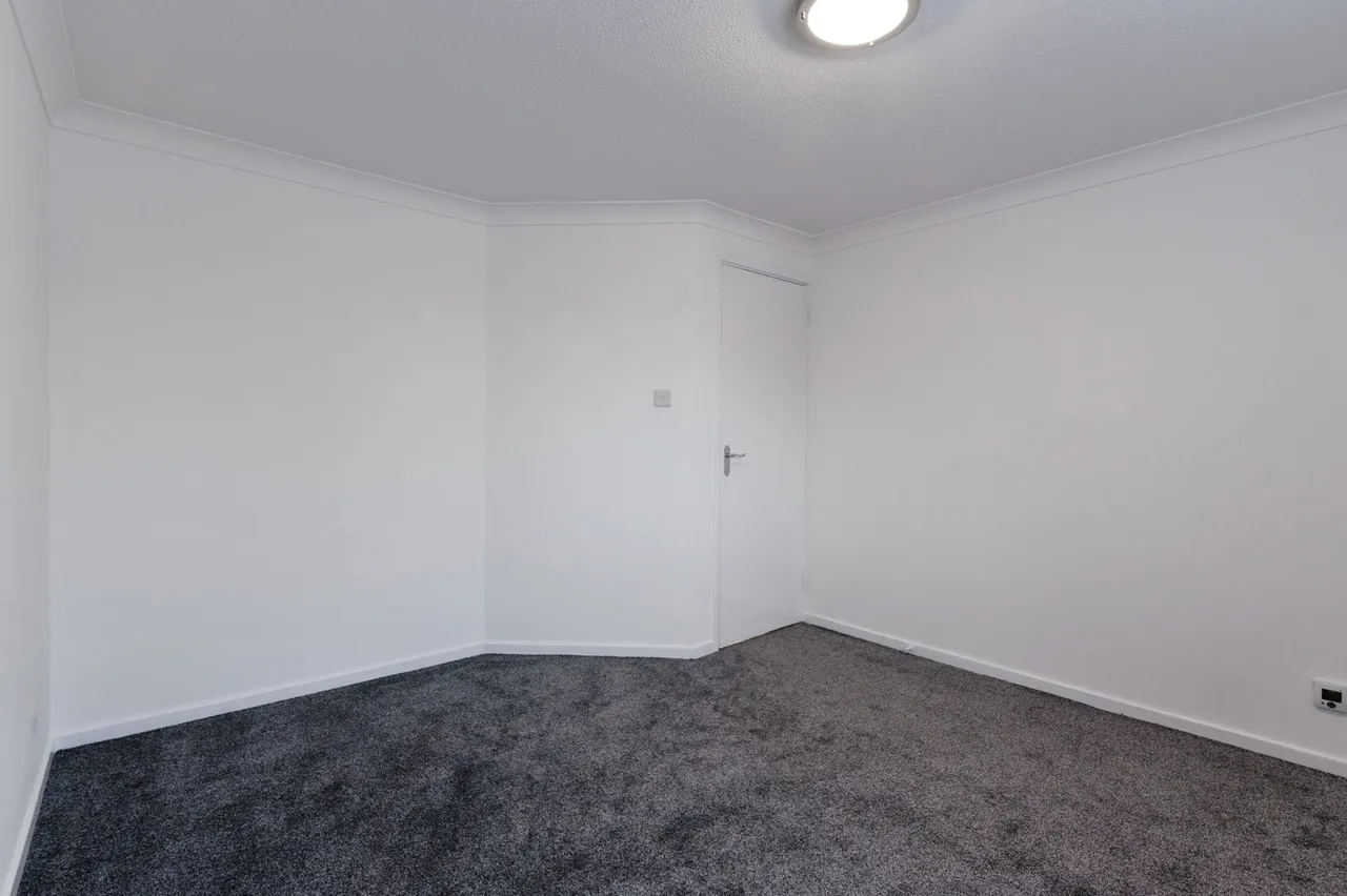 Courtney Park Road, Langdon Hills, Basildon, Essex, SS16, photo 9