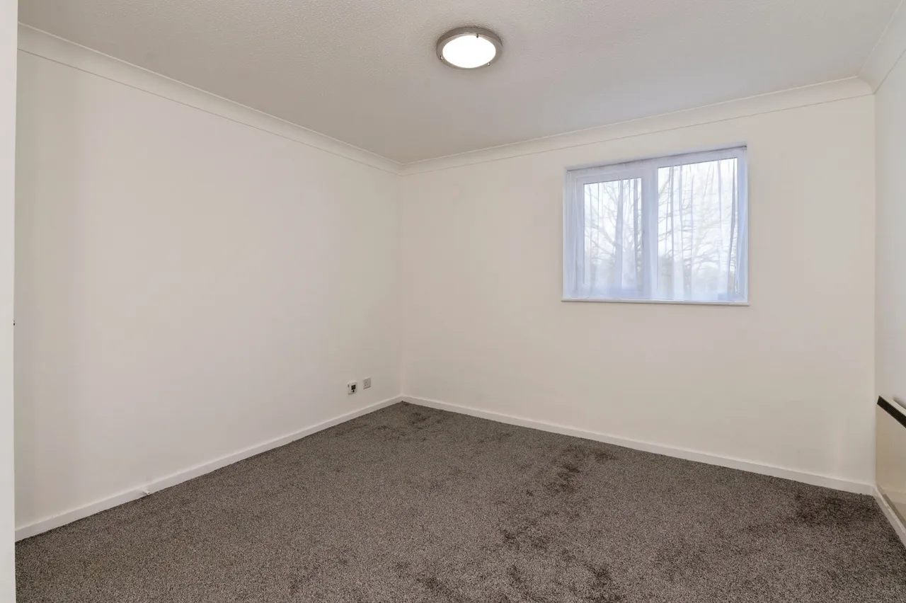 Courtney Park Road, Langdon Hills, Basildon, Essex, SS16, photo 8