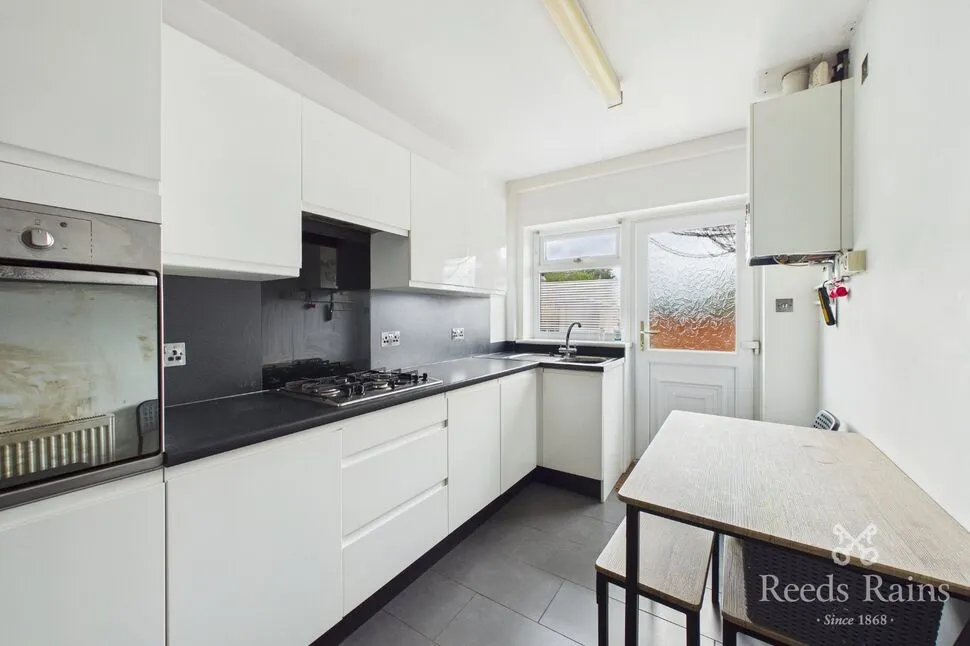 Warrington Road, Abram, WN2, photo 6
