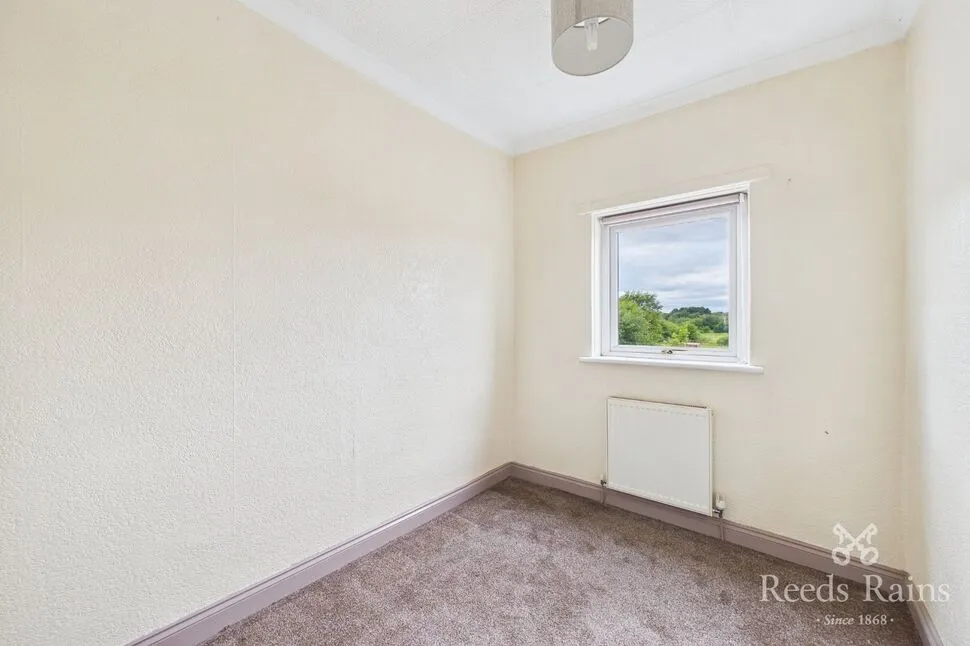 Warrington Road, Abram, WN2, photo 15