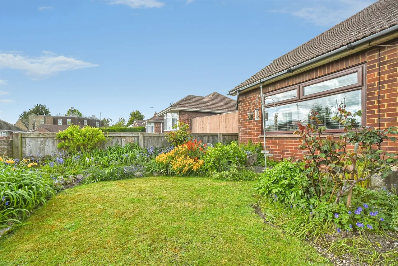 Belmont Close, Swindon, SN3, photo 12