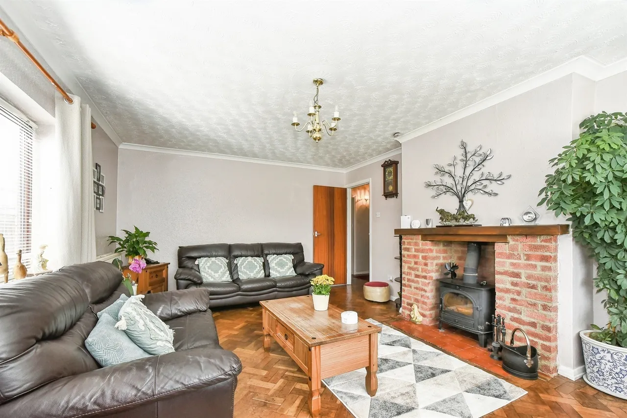 Belmont Close, Swindon, SN3, photo 4