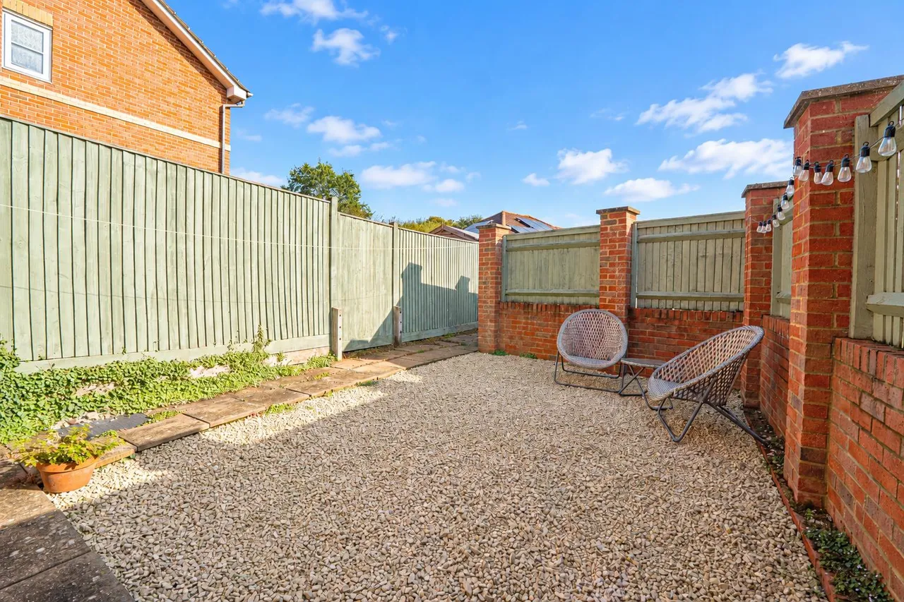 Lydd Close, St. Leonards-On-Sea, photo 24