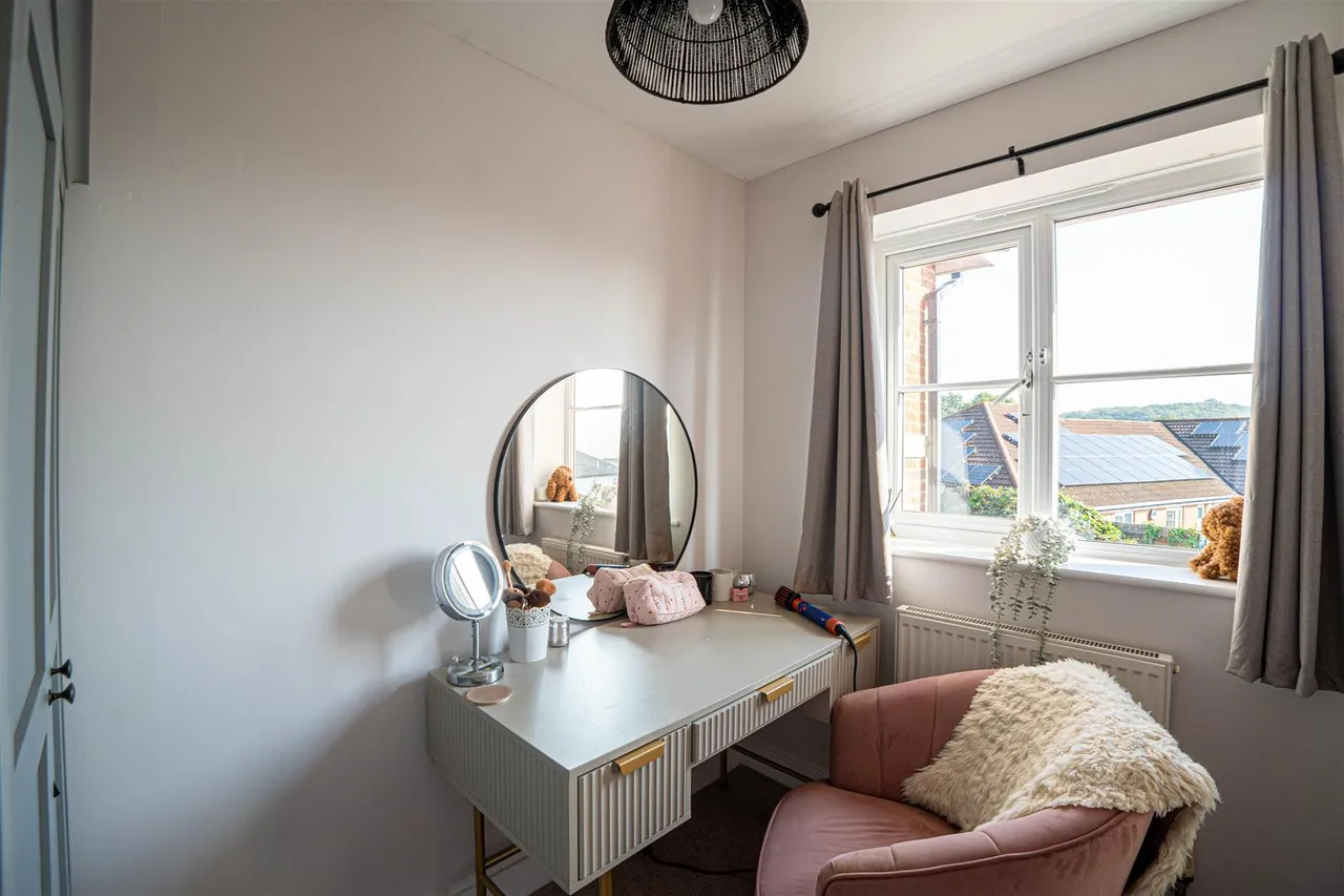 Lydd Close, St. Leonards-On-Sea, photo 8
