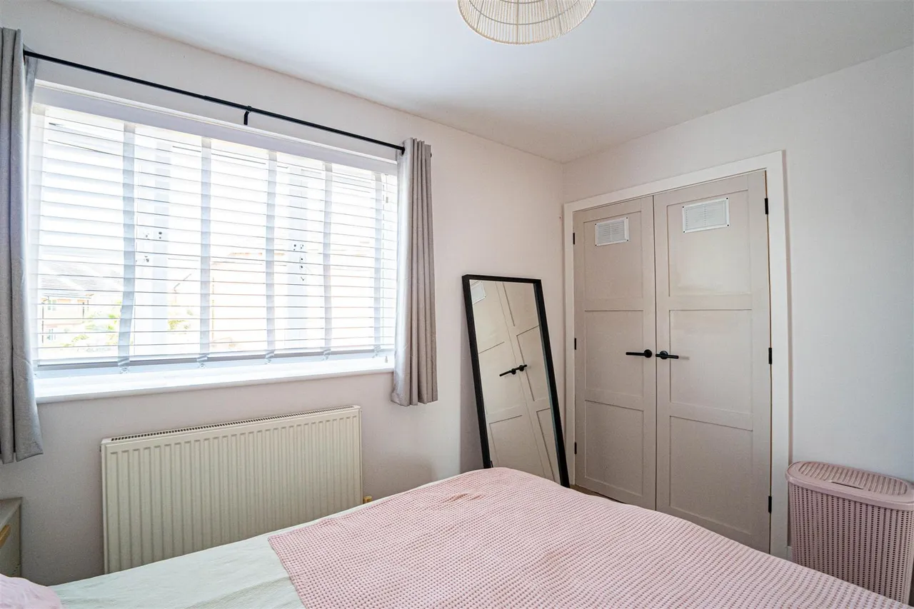 Lydd Close, St. Leonards-On-Sea, photo 17