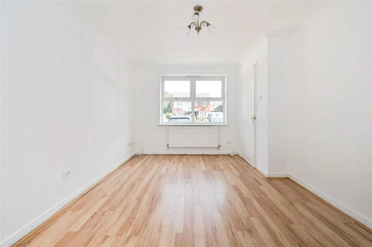 Unwin Close, Southampton, SO19, photo 3