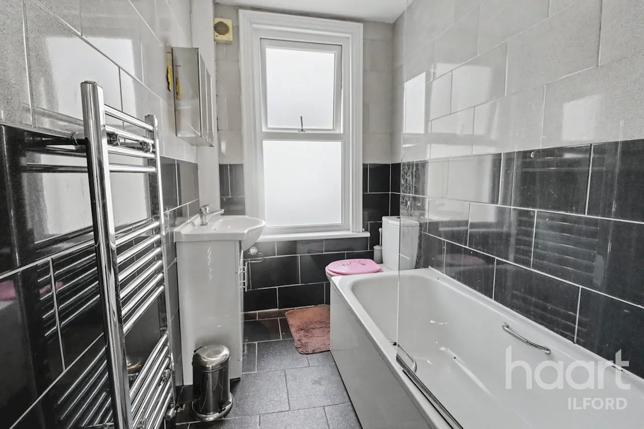Kingston Road, Ilford, IG1, photo 10