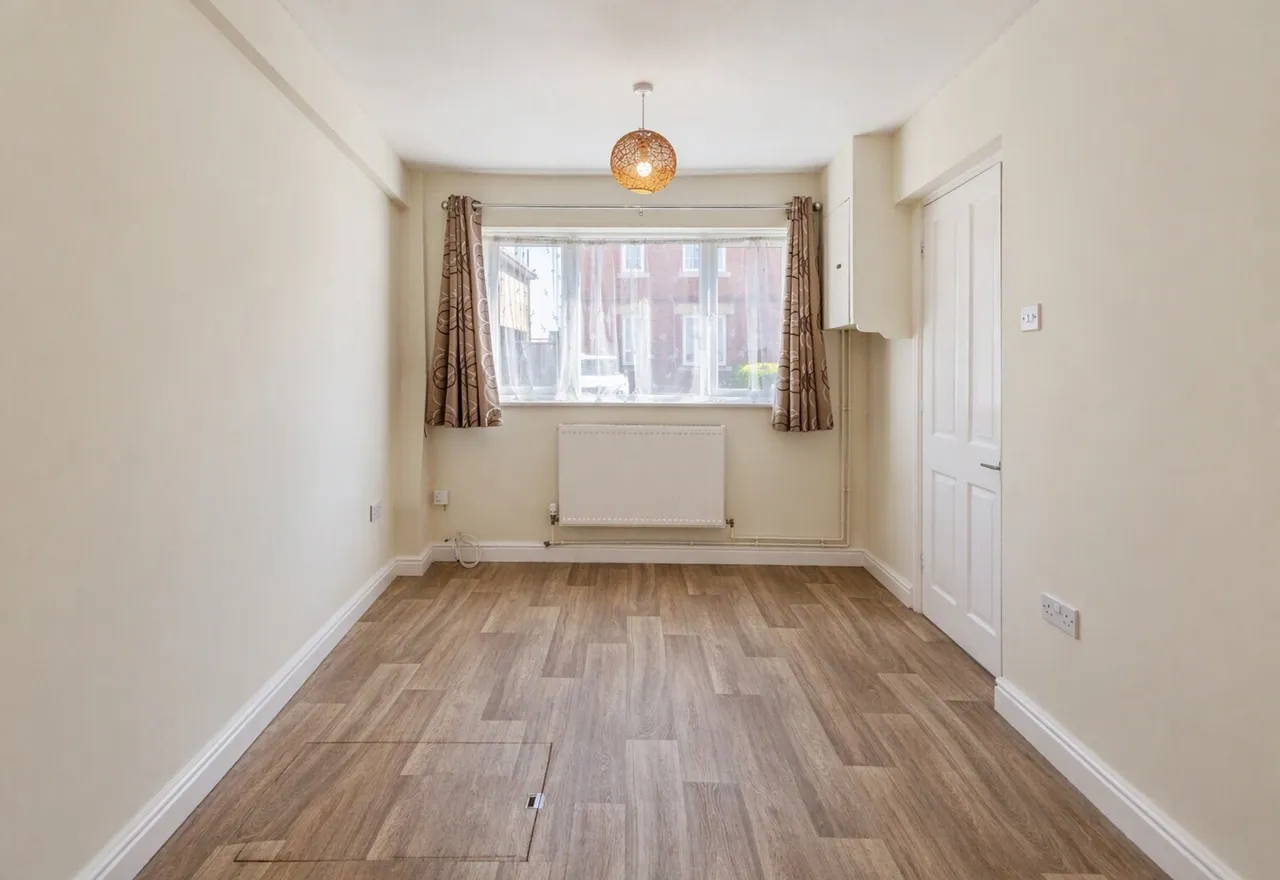 Burton Place, Taunton, photo 2