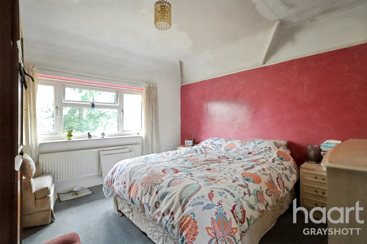 Tyndalls, Hindhead, GU26, photo 7