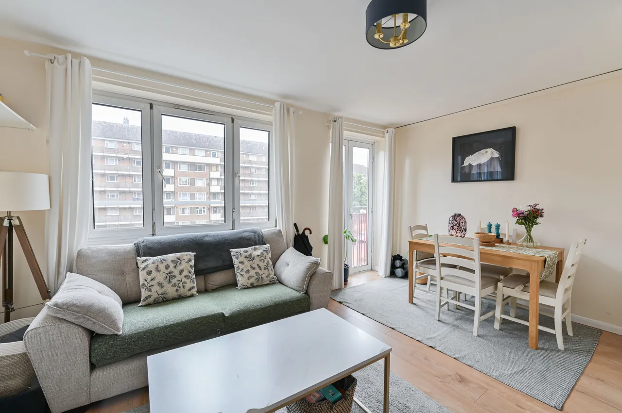 Flat 32, Mainwaring Court, Armfield Crescent, Mitcham, photo 5